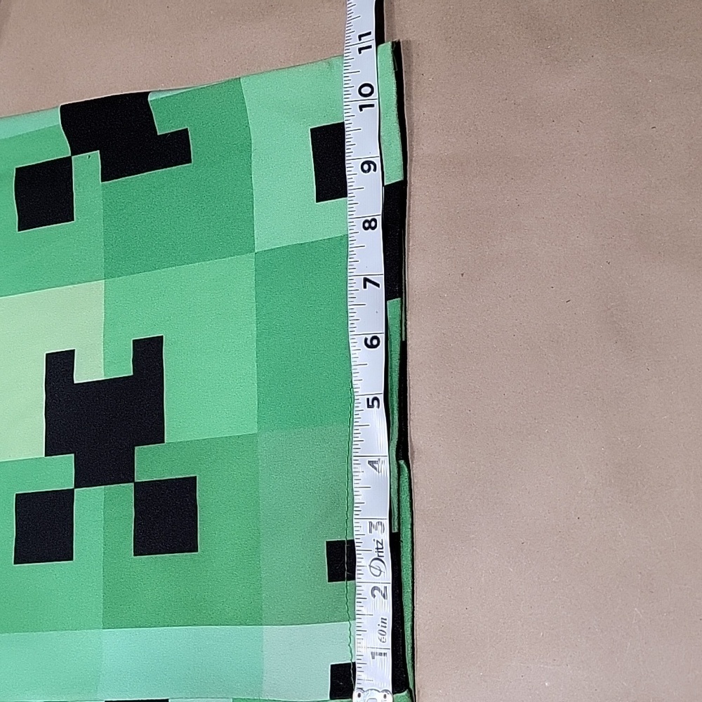 Minecraft Creeper Pajama Pants Size 2X, Like New Condition - Picture 14 of 15